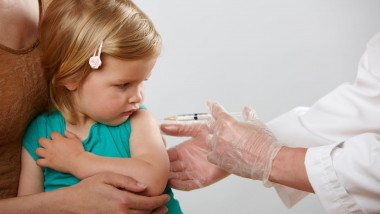 La sostenibile necessità del vaccino